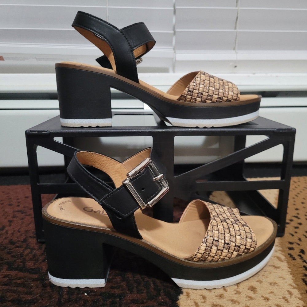 Gabor Platform Sandals with Velcro straps size US 7